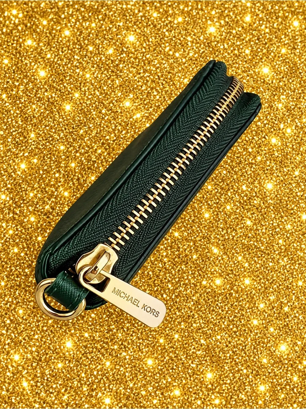 Michael Kors excellent 7x4